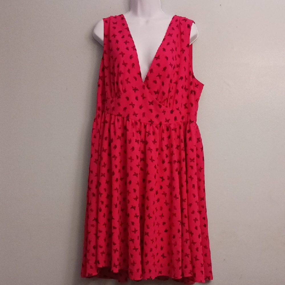 Torrid size 18 women's black butterfly print dark pink sleeveless skater dress.
